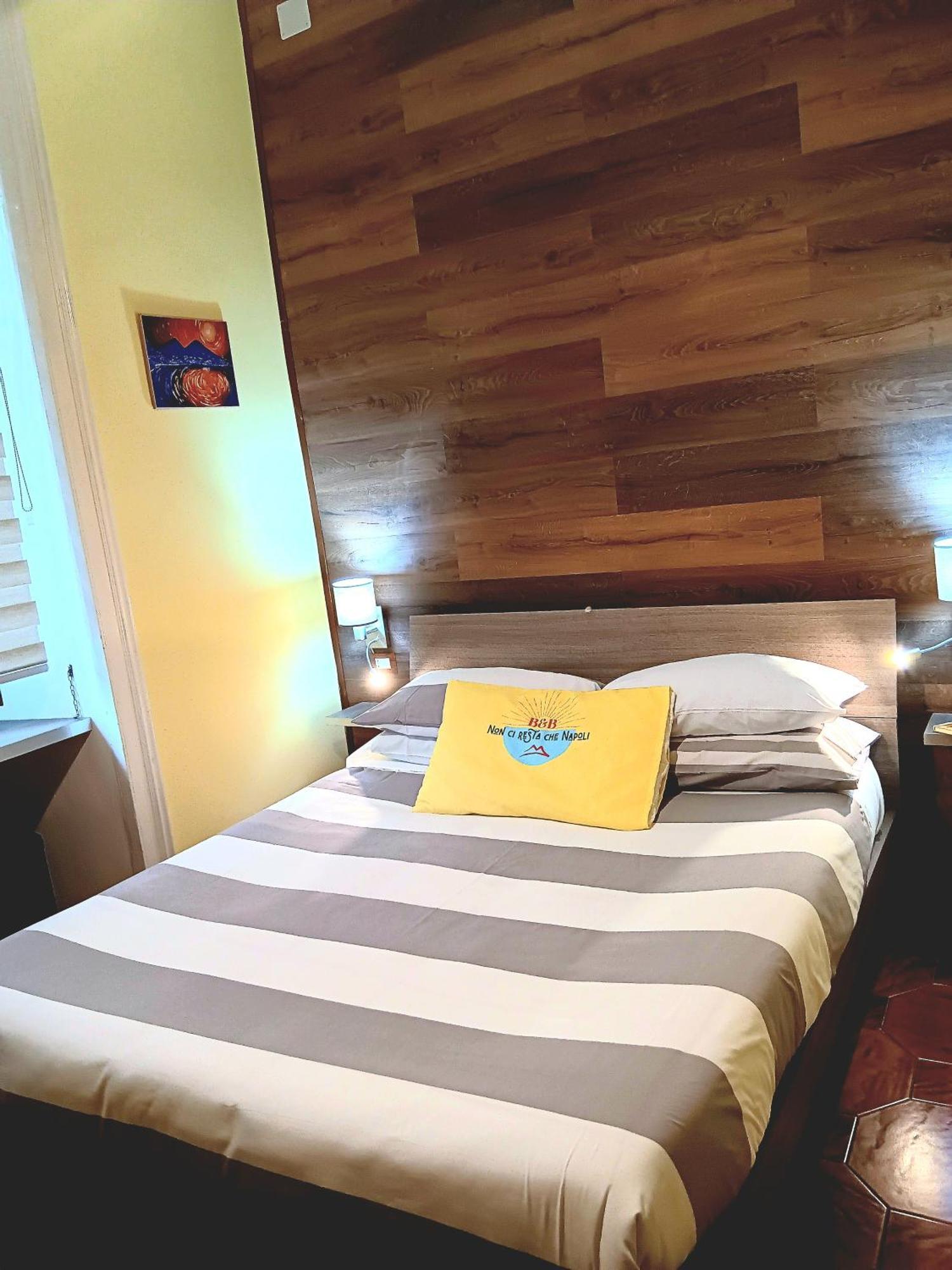 Non Ci Resta Che Napoli Bed & Breakfast Ngoại thất bức ảnh